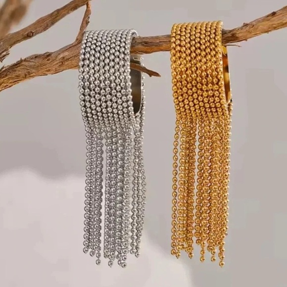 Anthropologie Tassel Stainless Steel Waterproof Resizable Ring - Picture 8 of 16